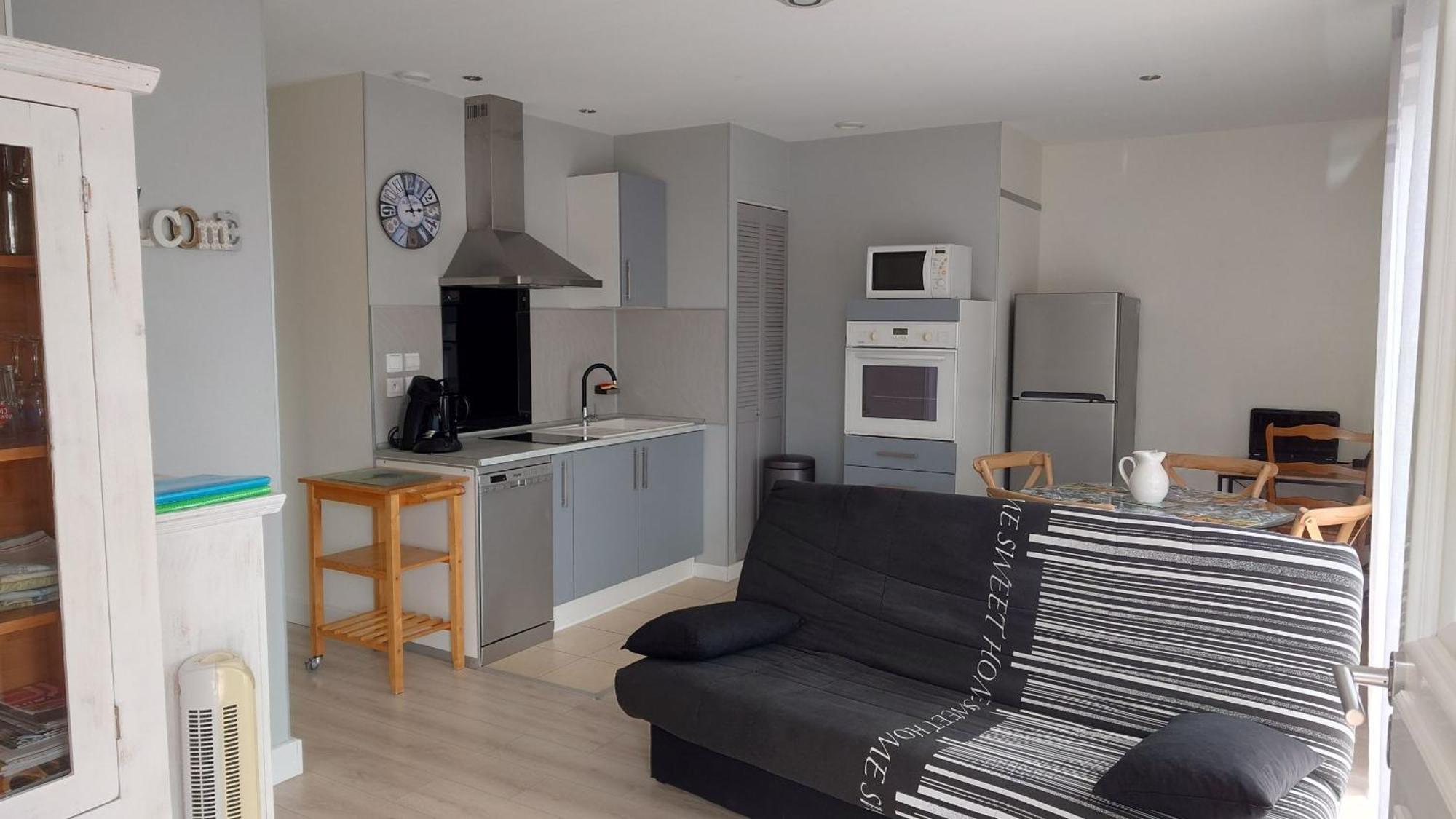 Welcome Logement Avec Terrasse Proche Bordeaux Saint-Andre-de-Cubzac Luaran gambar