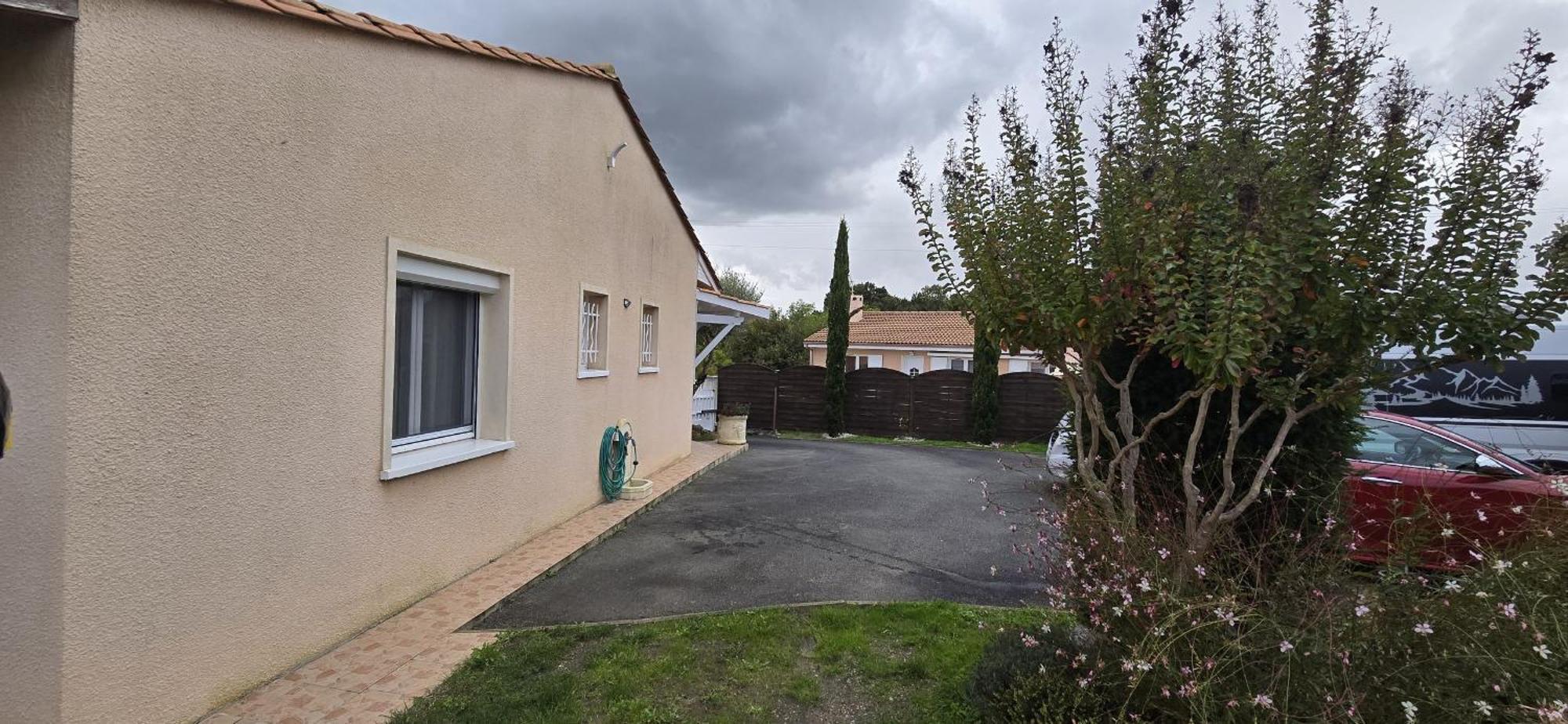 Welcome Logement Avec Terrasse Proche Bordeaux Saint-Andre-de-Cubzac Luaran gambar
