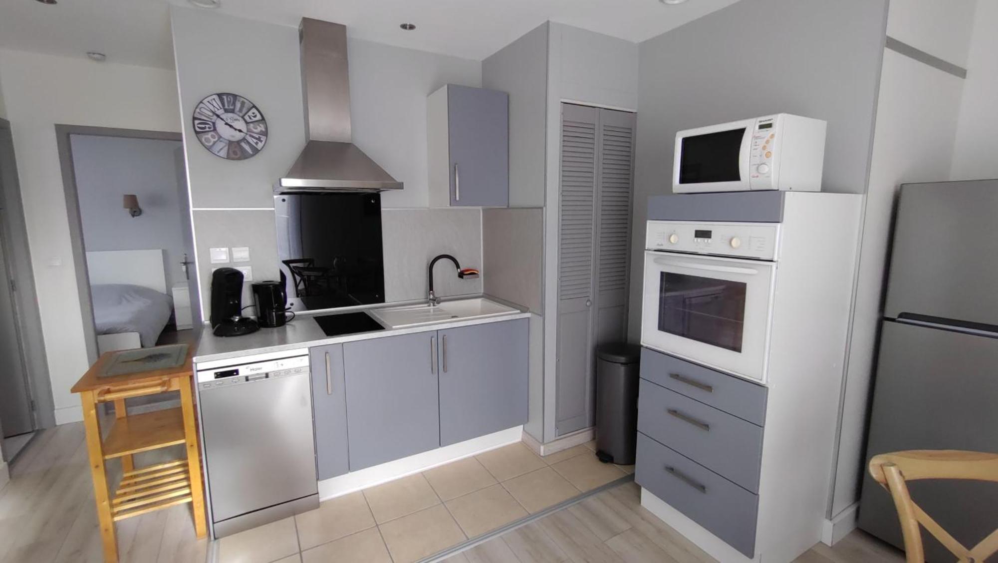 Welcome Logement Avec Terrasse Proche Bordeaux Saint-Andre-de-Cubzac Luaran gambar